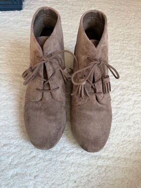 Dr. Scholl's Taupe Suede Lace-Up Ankle Booties with Tassels